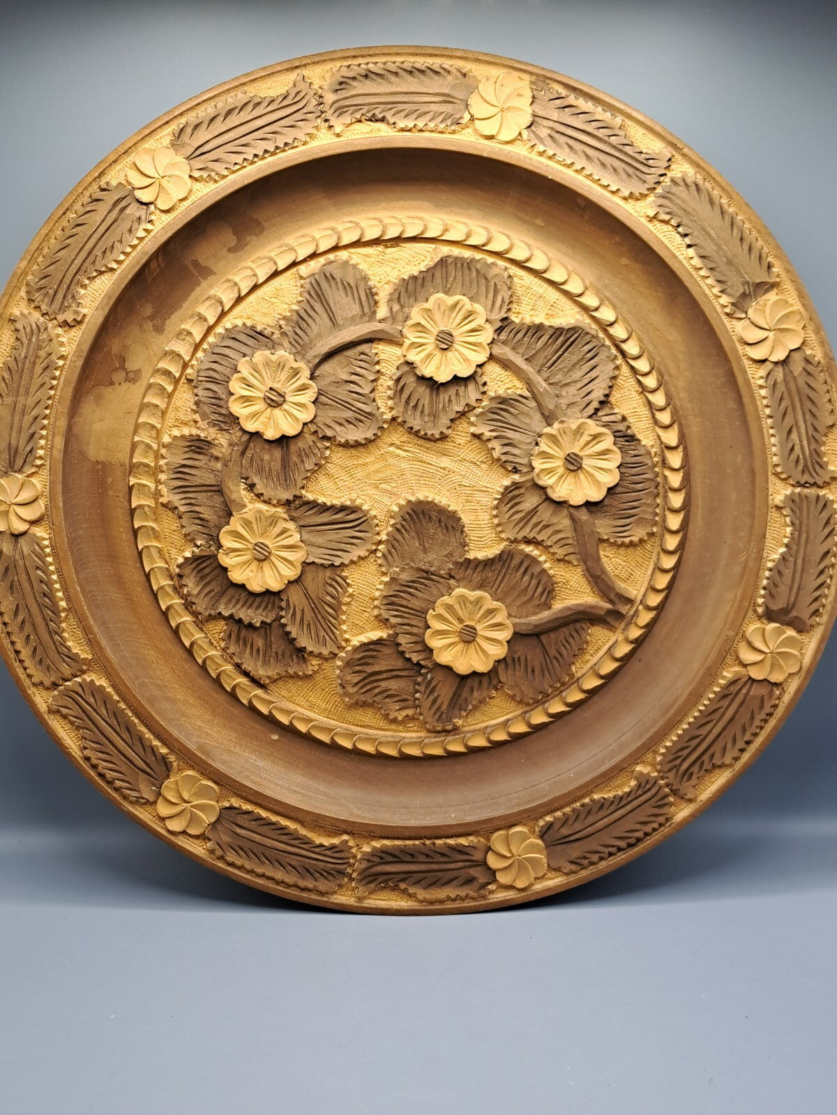 Dekoteller Holz, Sammler, Breite 52 cm, Blumenmuster